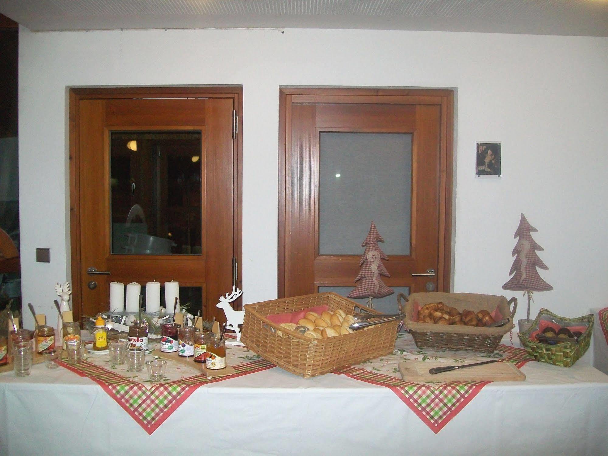 בשארג' Brasserie Beierhaascht מראה חיצוני תמונה